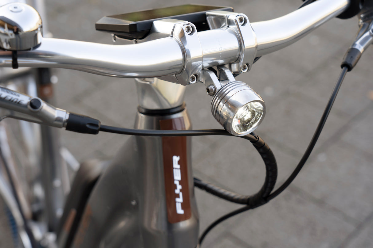 Upstreet 9.83 Licht und Display