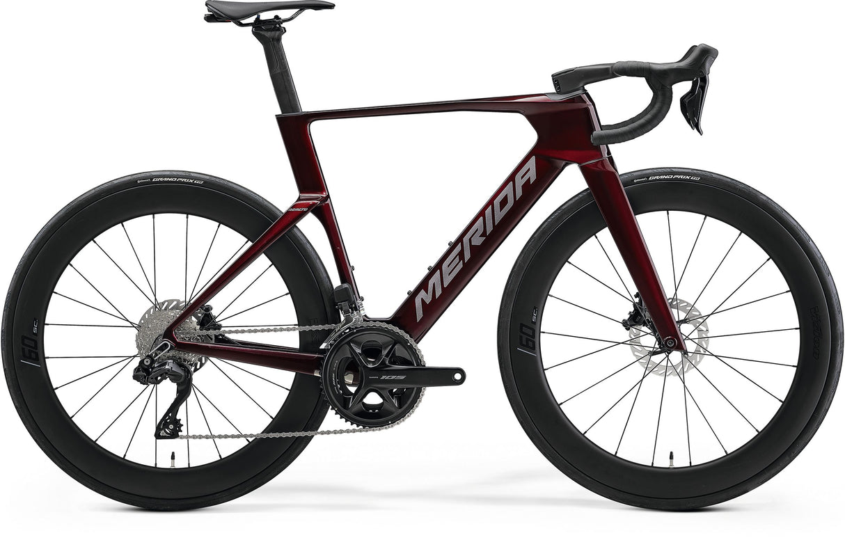 Merida Reacto 6000 Aero-Rennrad in Passion Red / Warm Slate Grey